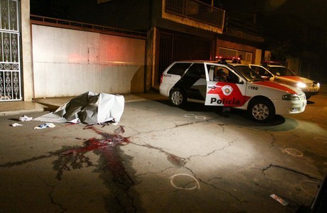 Governo de SP proíbe polícia de socorrer vítimas de crimes
